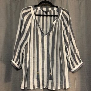 Zac and Rachel Top size XL